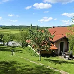 Smještaj na farmi Na Meji Pivka