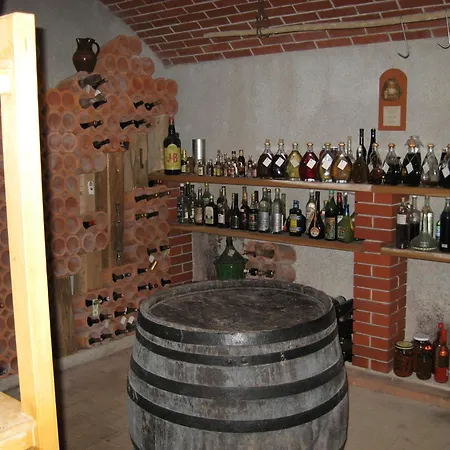 Na Meji مزرعة للإقامة *