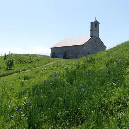 Lantgård Na Meji Pivka