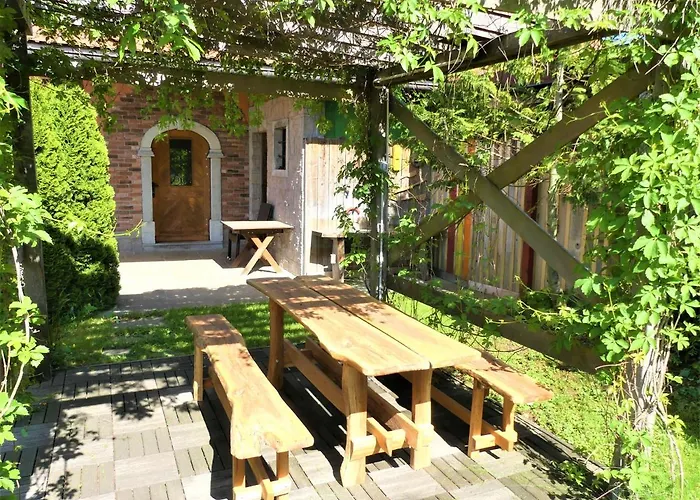 Na Meji مزرعة للإقامة *