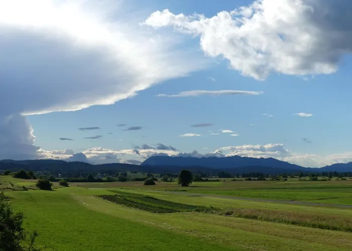 Na Meji مزرعة للإقامة *