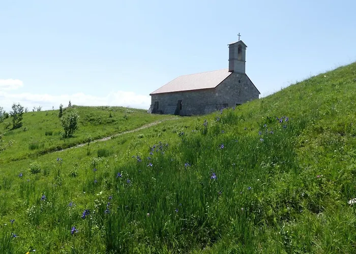 مزرعة للإقامة Na Meji بيفكا