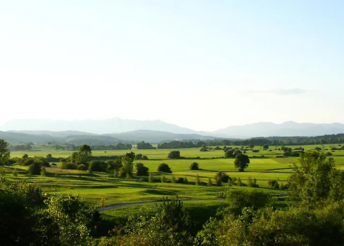 مزرعة للإقامة Na Meji